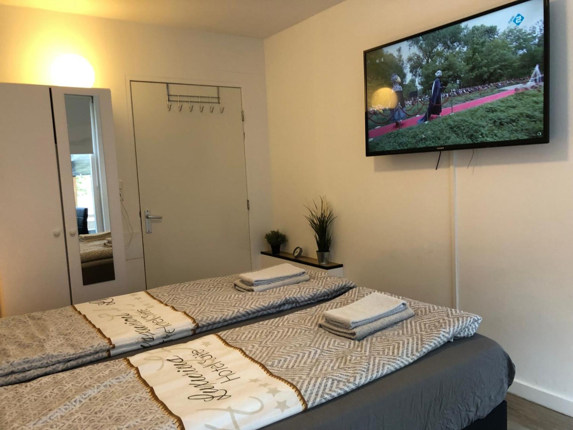 Luxe Wellness Apartment Apeldoorn With Jacuzzi And Sauna Dış mekan fotoğraf